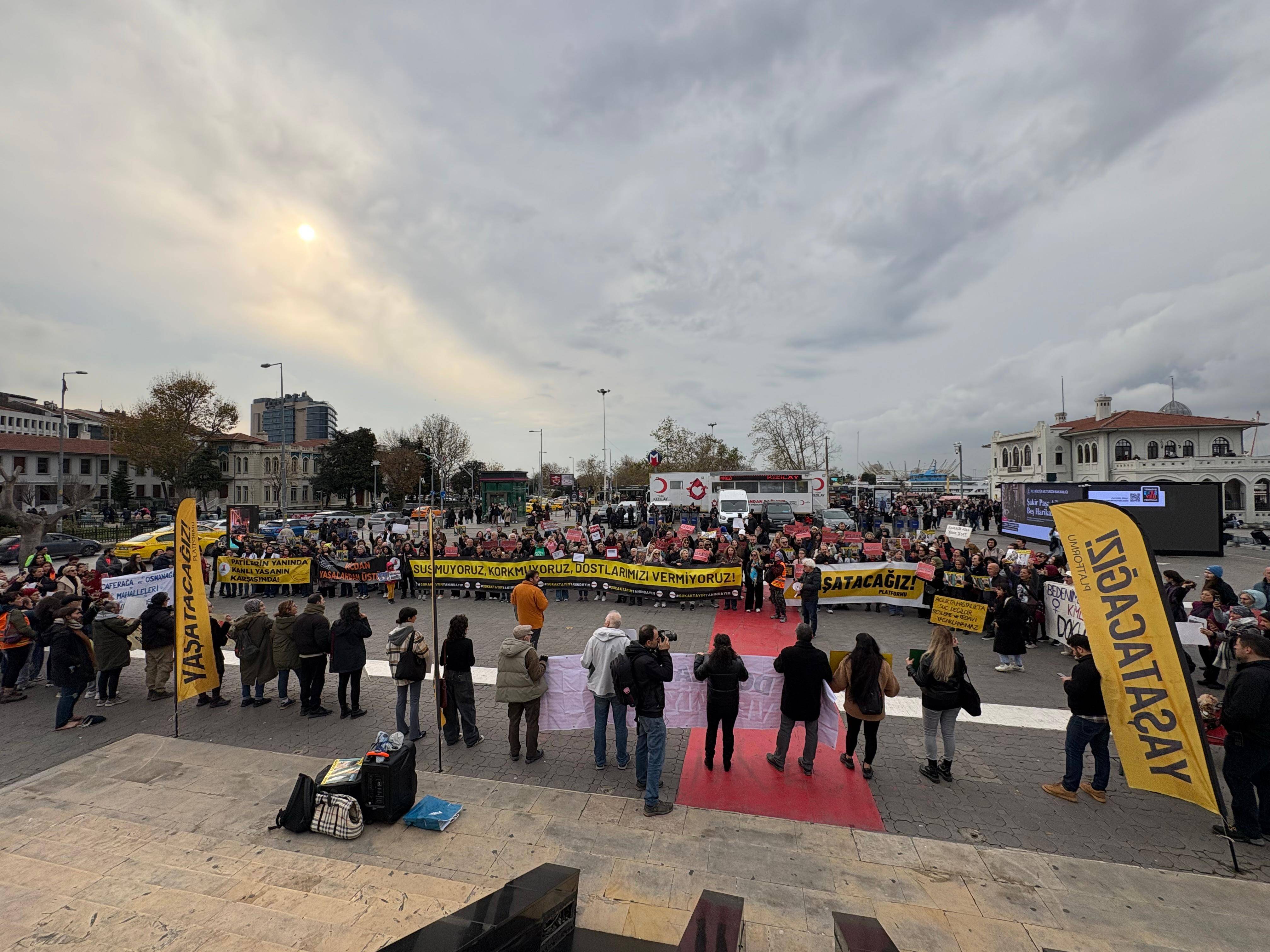 Altı şehirde “Dostlarımızı Vermiyoruz” eylemi